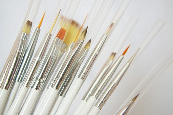 Choose a brush for acrylic paint