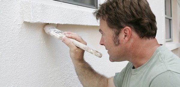 Painting the facade of the house in white