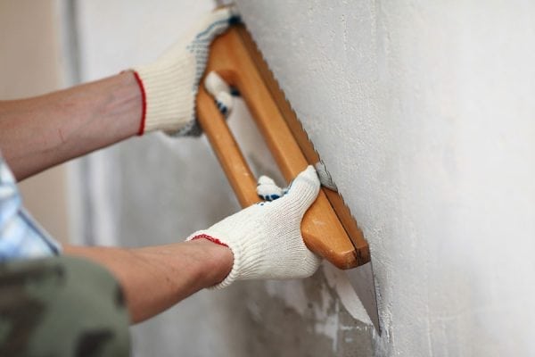 Wall putty leveling