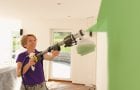 Airbrush for painting walls