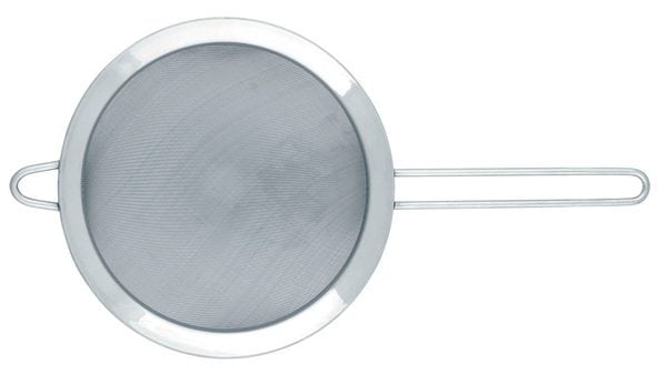 Fine sieve for filtering the solution