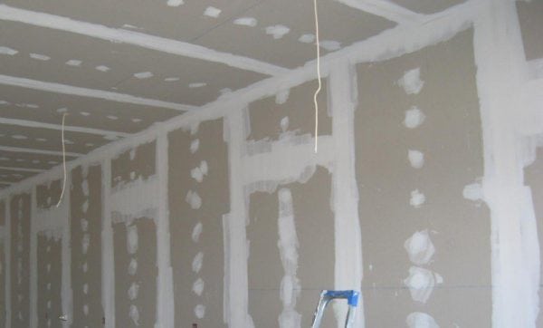 การเตรียม drywall สำหรับวอลล์เปเปอร์