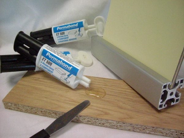 Epoxy adhesive can be used for bonding various materials.