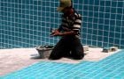 Pelekat jubin untuk kolam