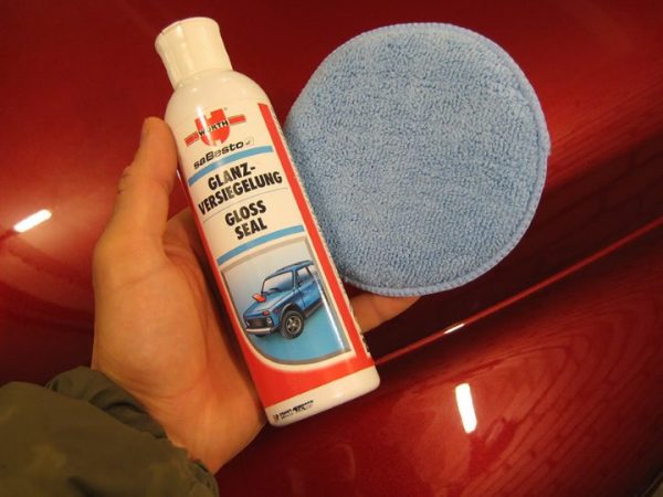 Protective polish for paintwork