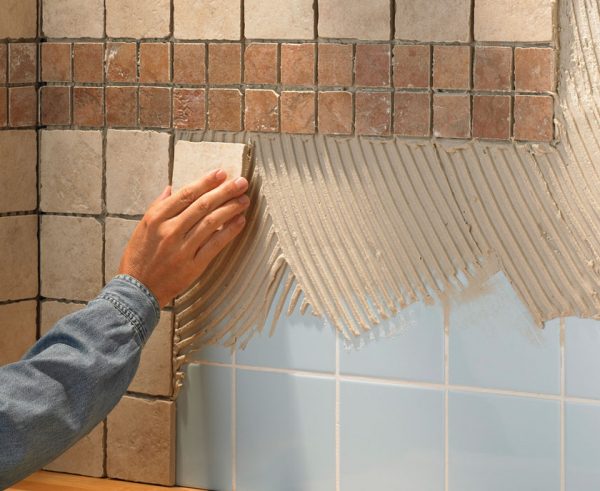 Allows laying tiles on old tiles