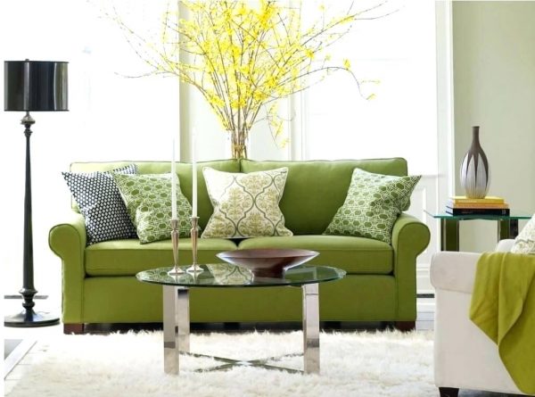 Pistachio sofa in the interior