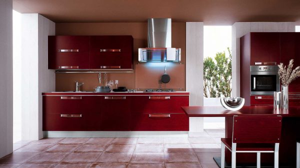 Bordeaux color kitchen