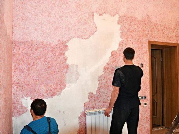 Application of liquid wallpaper