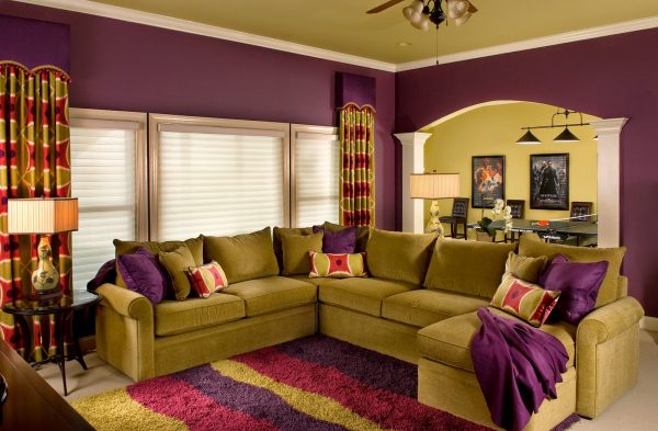 Lilac mustard interior