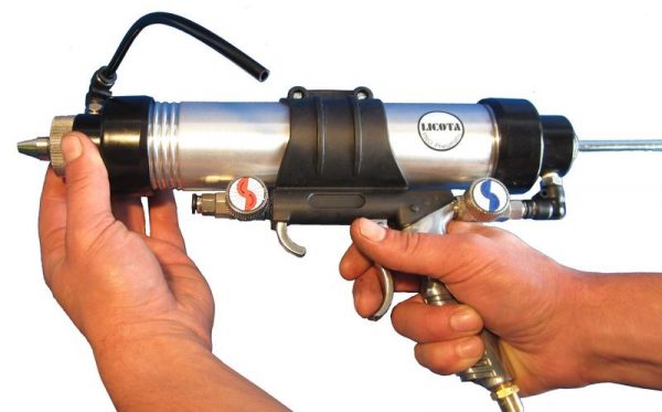 Sealant air gun