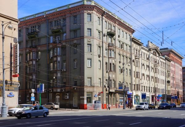 Rumah di Tverskaya di mana Pavel Volya menyewa sebuah apartmen