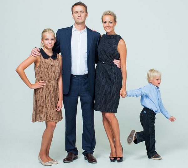 Alexey Navalny with his family