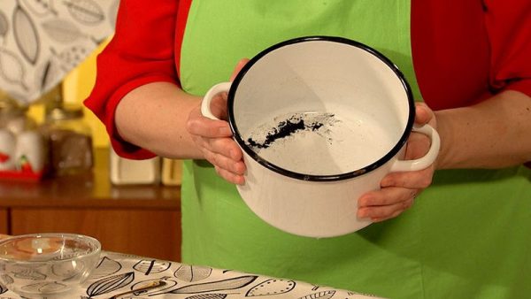 Cookware with damaged enamel