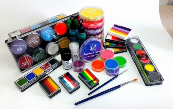 Varieties of colors for face painting