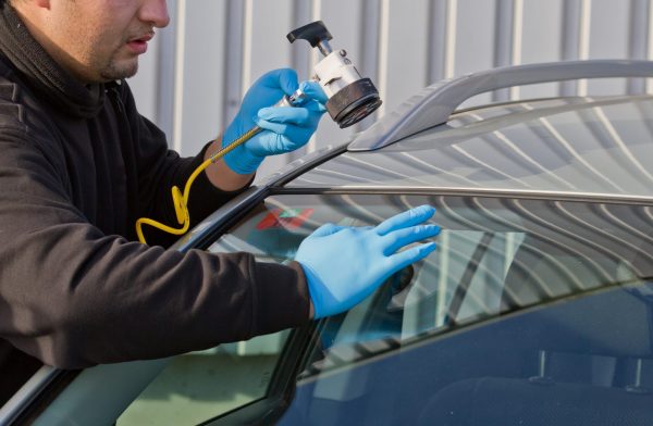 Car windshield restoration