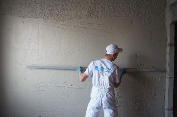 Scope of moisture-absorbing plaster