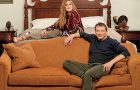 Marat Basharov avec sa femme dans son appartement