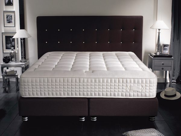 Of great importance for a healthy sleep is a quality mattress