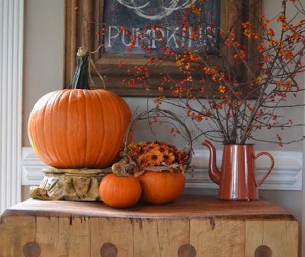 Using pumpkins for interior decoration