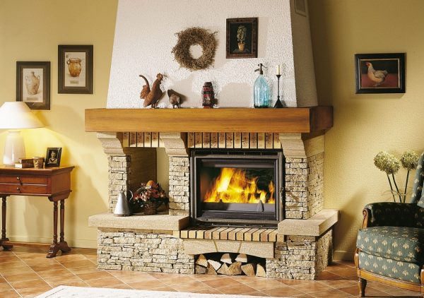 Fireplace in the interior of Provence