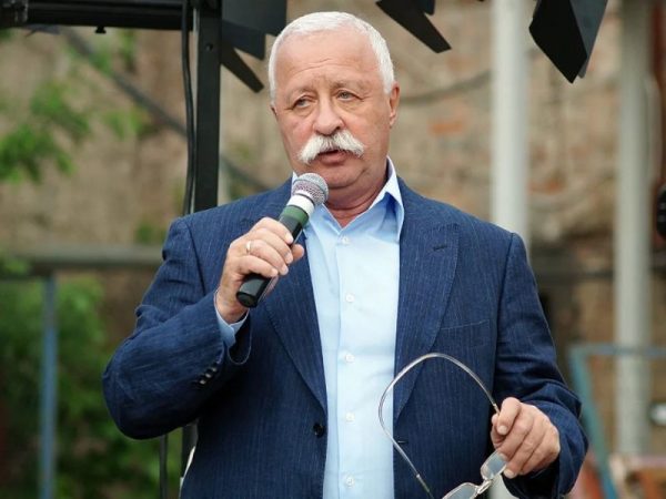 Leonid Yakubovich - famous Soviet and Russian presenter, actor, screenwriter