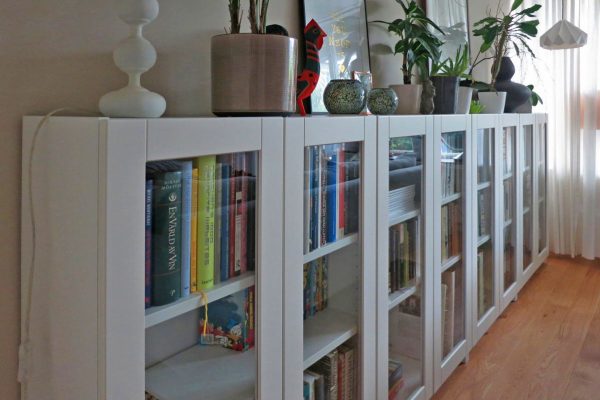 Low cabinets clutter up space