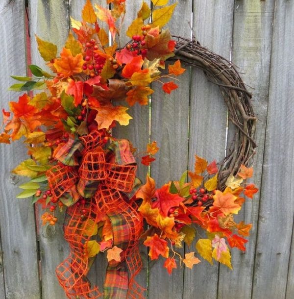 Wreath of Autumn Leaves