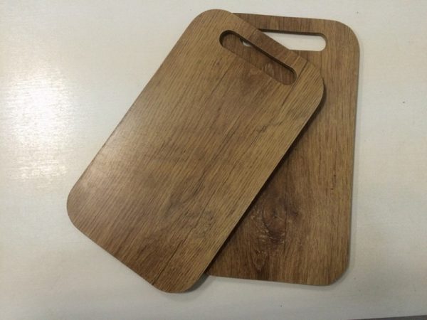 Laminate board cutting