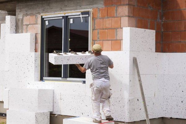 Facade insulation with foam