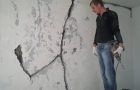 Cracks in old plaster