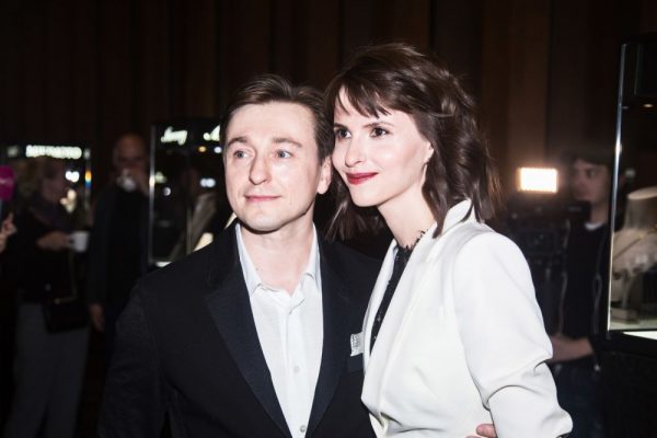 Sergey Bezrukov dan Anna Matison