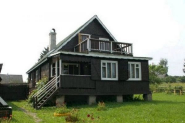 Khabensky cottage in the Pskov region