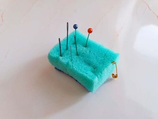 Foam sponge like a needle bed